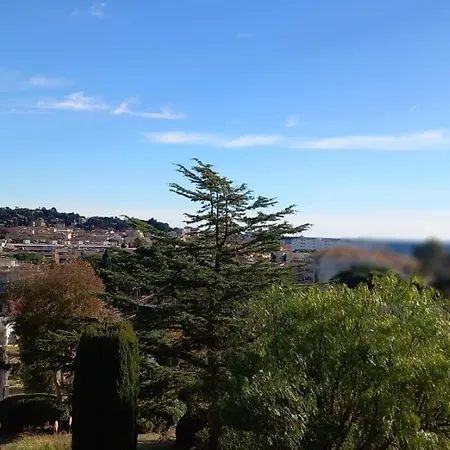Les Coteaux Du Preconil Yourhosthelper * Sainte-Maxime