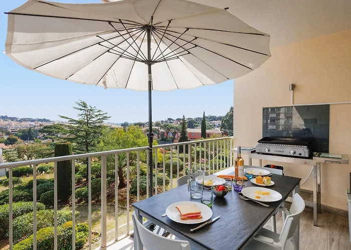 Les Coteaux Du Preconil Yourhosthelper Apartament Sainte-Maxime