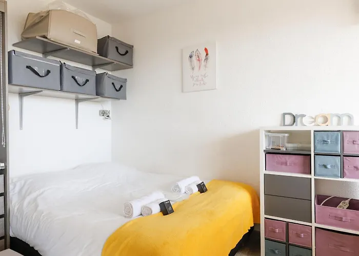 Les Coteaux Du Preconil Yourhosthelper